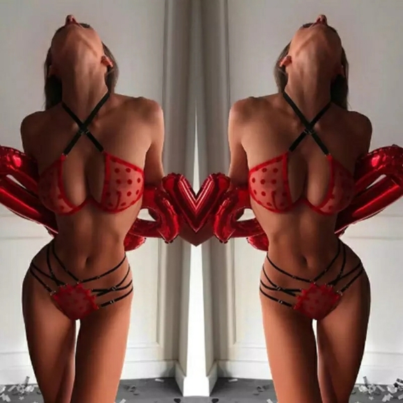 Fiesty and Bright Red lingerie set - Picture 2 of 3